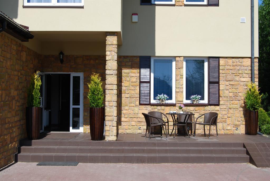 Park Na Wojskiego Bed & Breakfast Marki  Exterior foto
